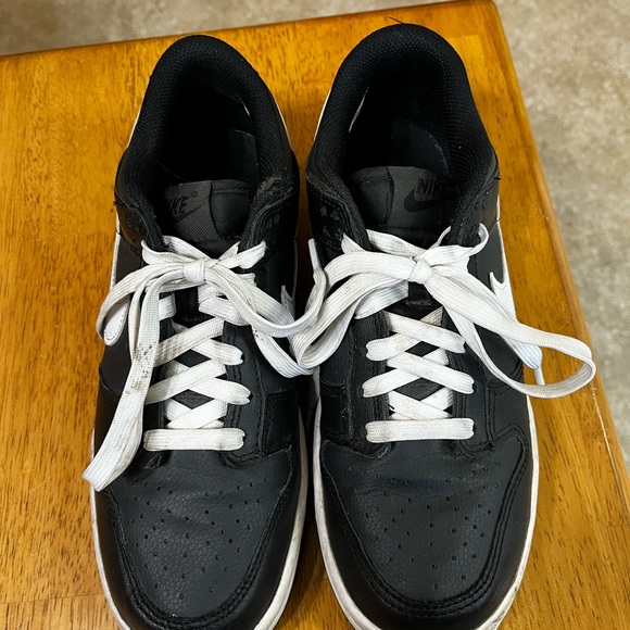 Nike Women’s Low-Top Reverse Panda Dunk Sneaker in Black/White - Picture 8 of 13